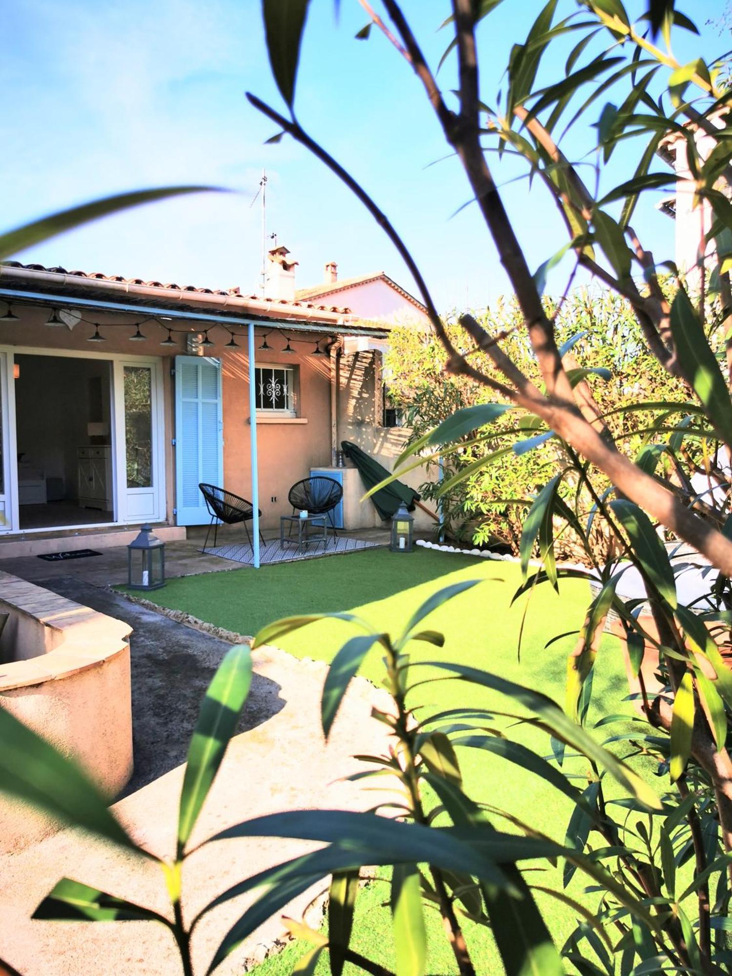 Studio Jardin Privatif 300M De La Plage Sainte-Maxime Zewnętrze zdjęcie