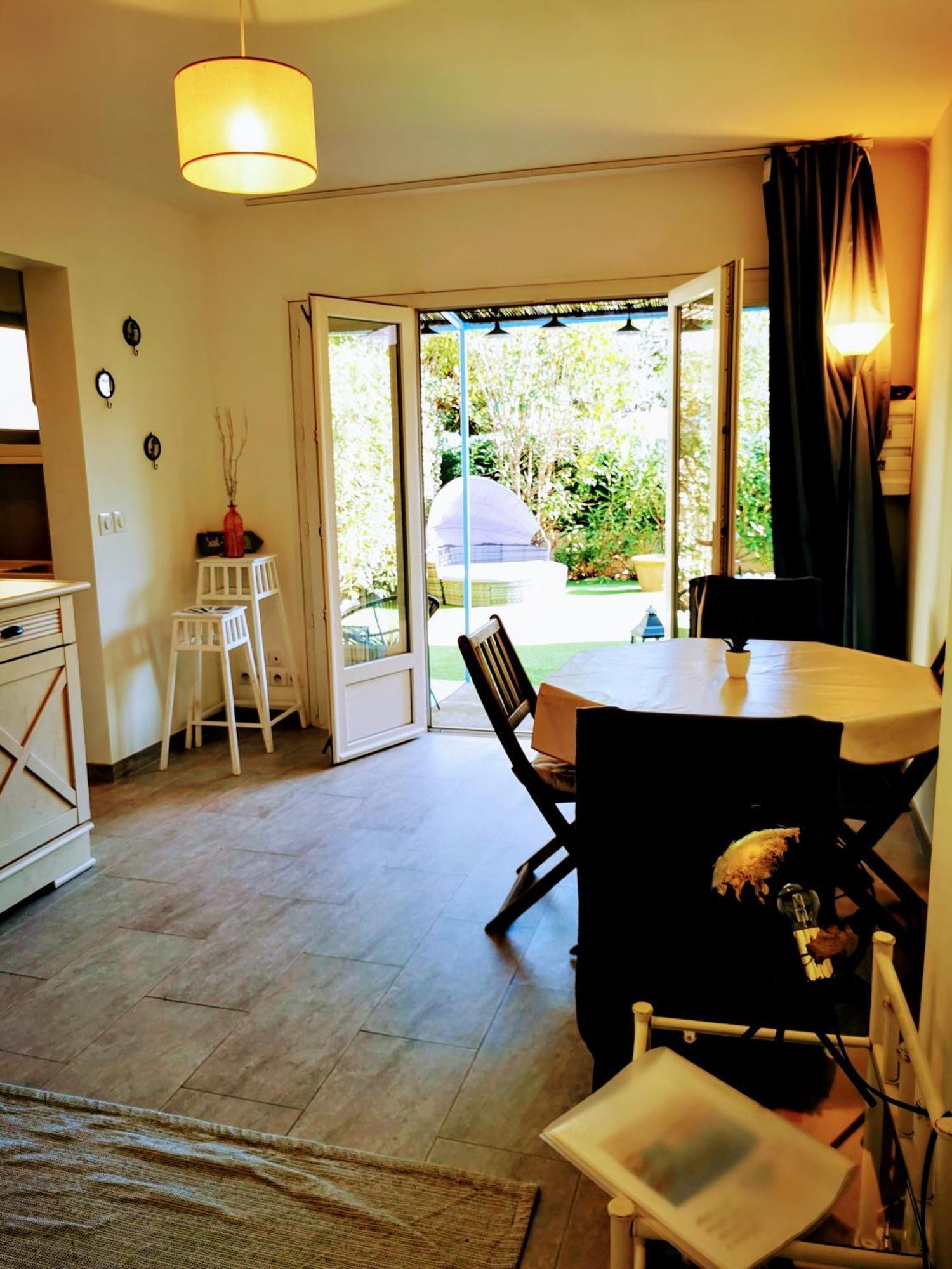 Studio Jardin Privatif 300M De La Plage Sainte-Maxime Zewnętrze zdjęcie
